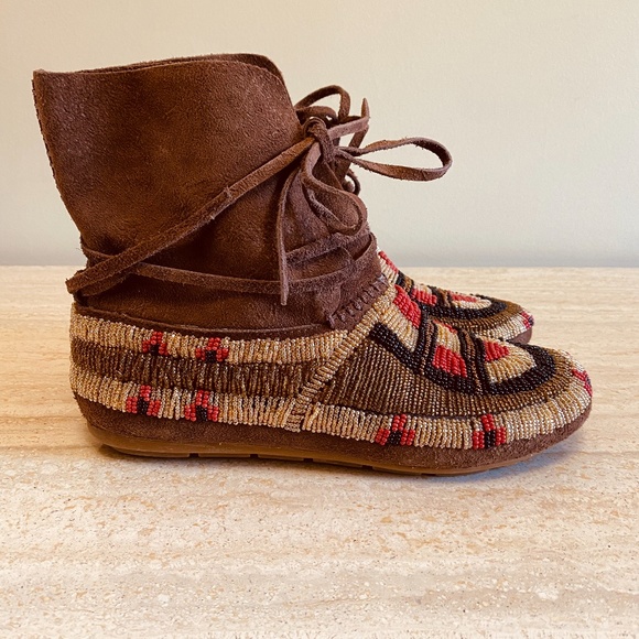 Vintage- House of Harlow 1960 Suede & Beaded ankle boots - Picture 5 of 16